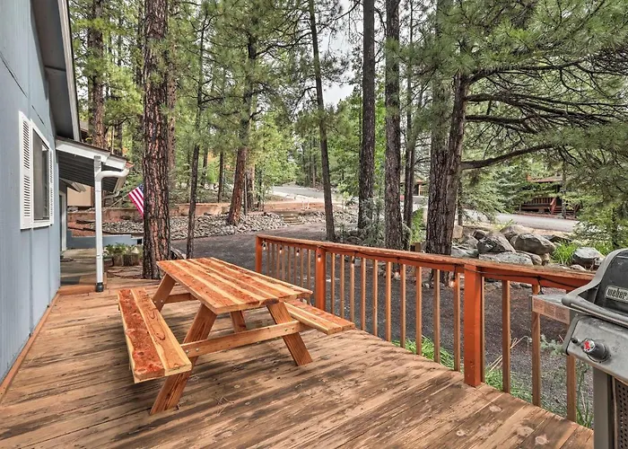 Hot Tub & Patio: Pet-friendly In Munds Park!