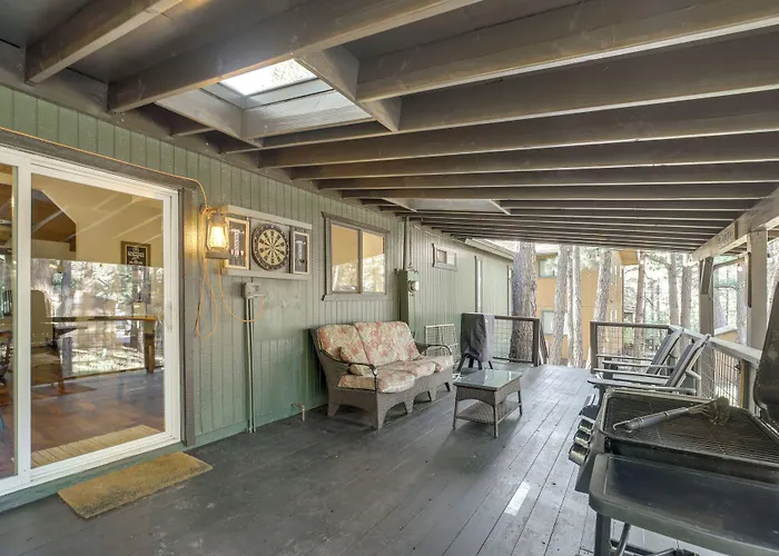Hot Tub & Patio: Pet-friendly In Munds Park!